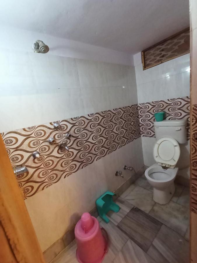 Hotel Aakash Ganga Varanasi Esterno foto