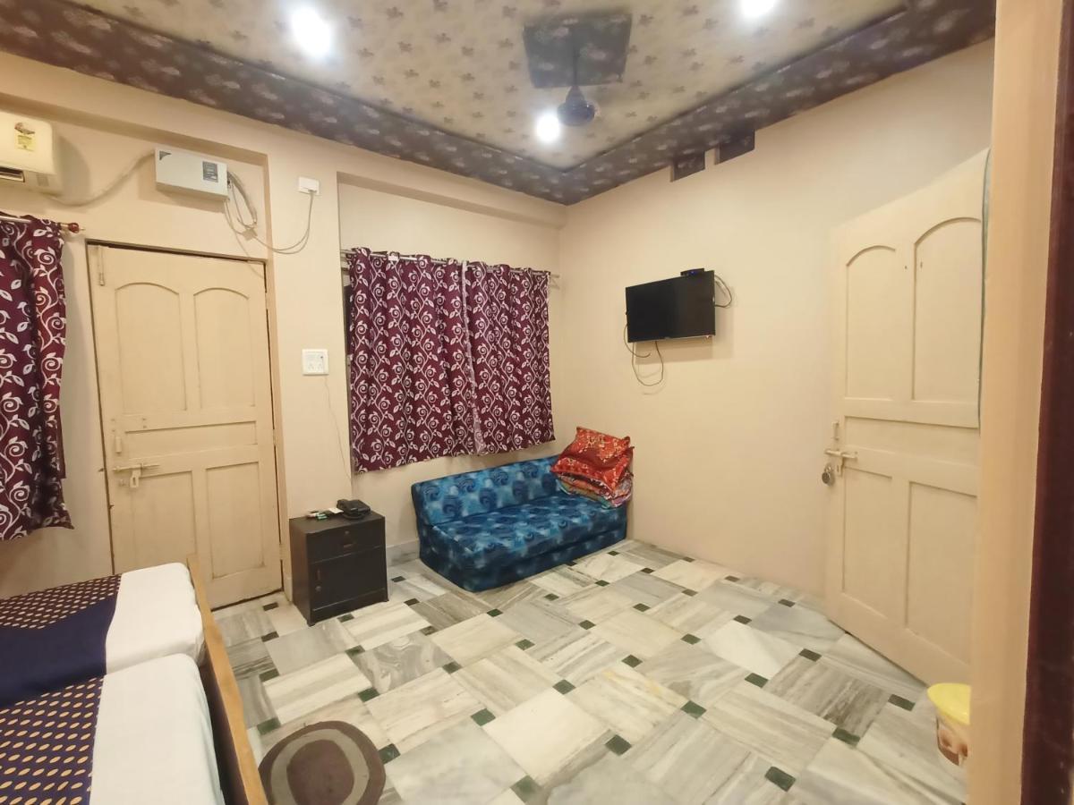 Hotel Aakash Ganga Varanasi Esterno foto